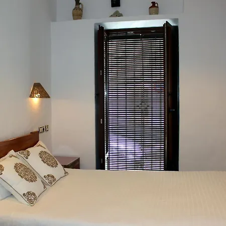 Extramuros Guest house 4*